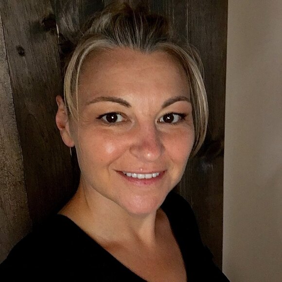 Meet your Posher, Nancy - Picture 1 of 1